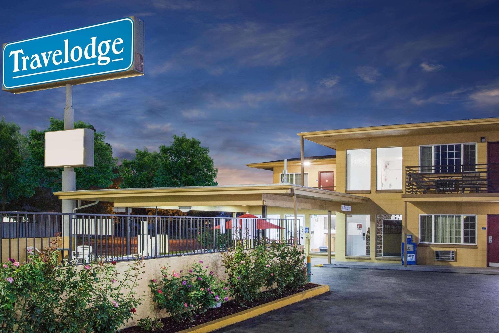 Travelodge By Wyndham Walla Walla Dış mekan fotoğraf